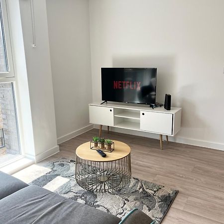 Lovely 2 Bedroom Apartment Manchester Eksteriør billede