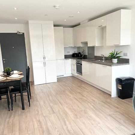 Lovely 2 Bedroom Apartment Manchester Eksteriør billede