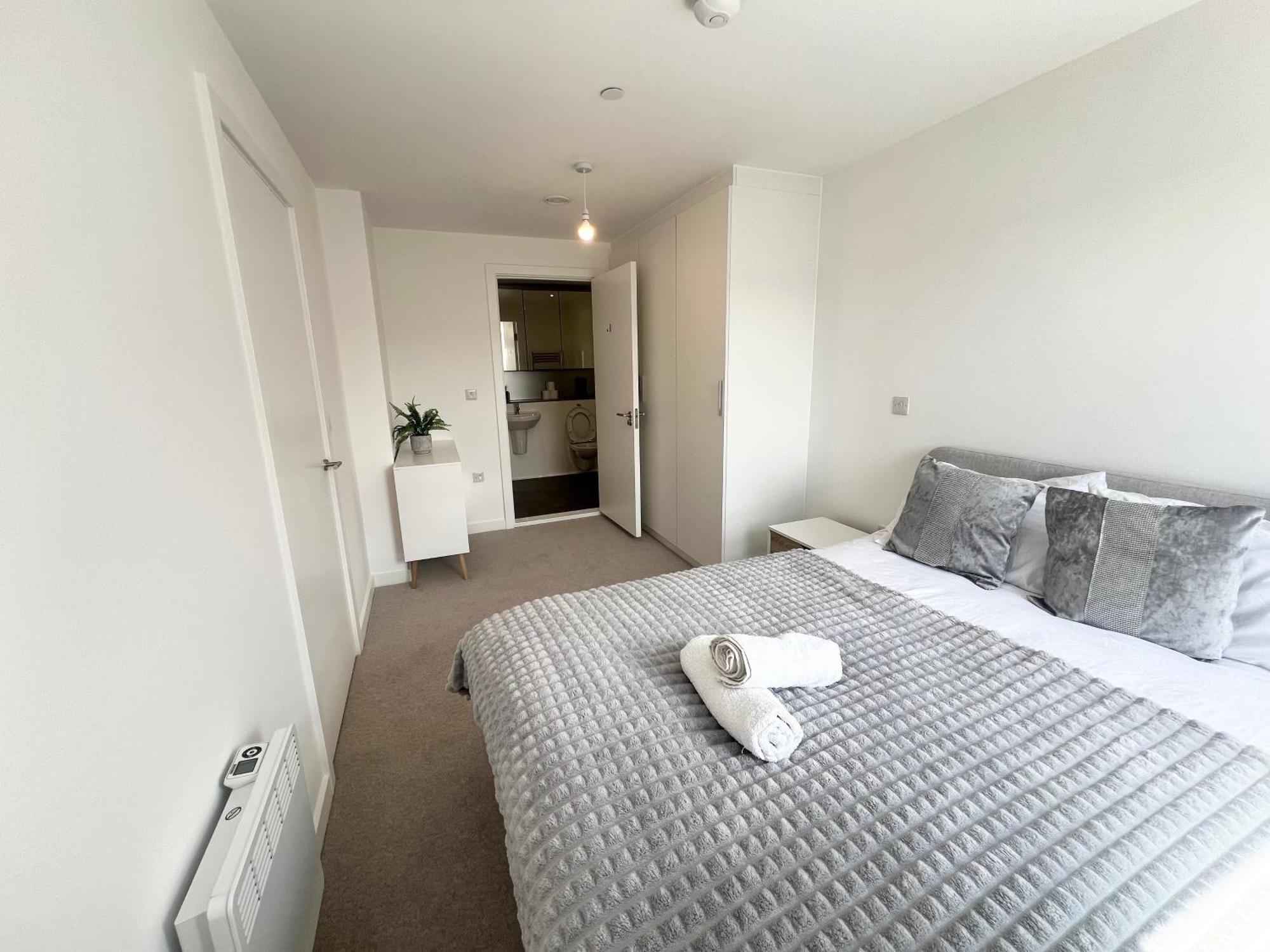 Lovely 2 Bedroom Apartment Manchester Eksteriør billede